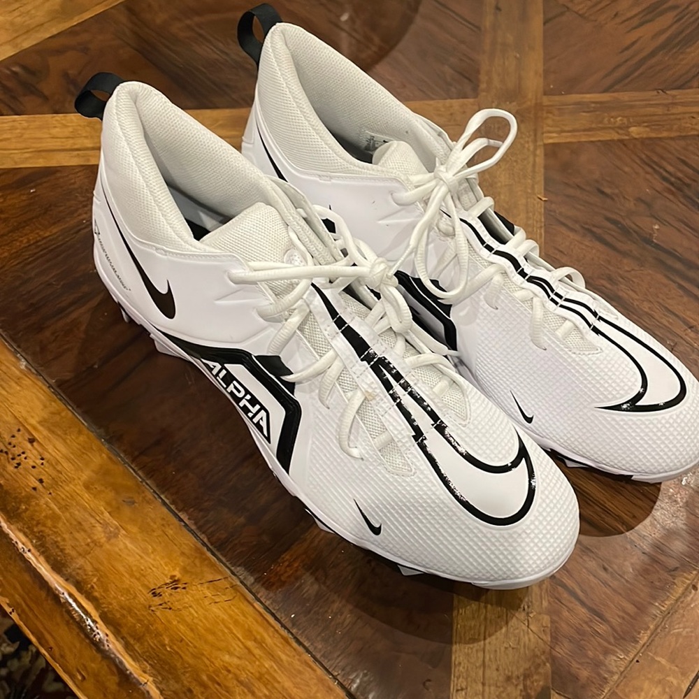 Nike Alpha Menace 3 Shark "White/Black” Men's Football Cleat